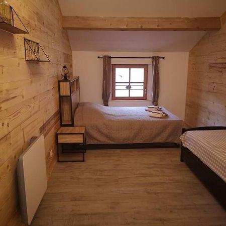 Agreable Maison De Village. Castellane Bagian luar foto