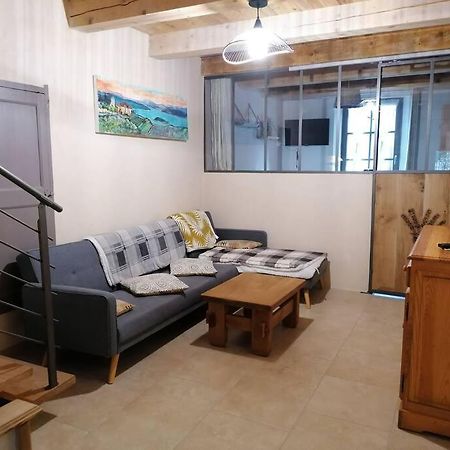 Agreable Maison De Village. Castellane Bagian luar foto
