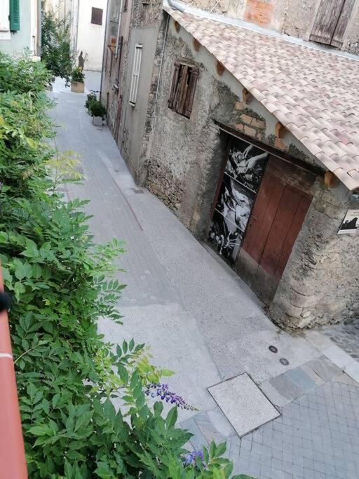 Agreable Maison De Village. Castellane Bagian luar foto